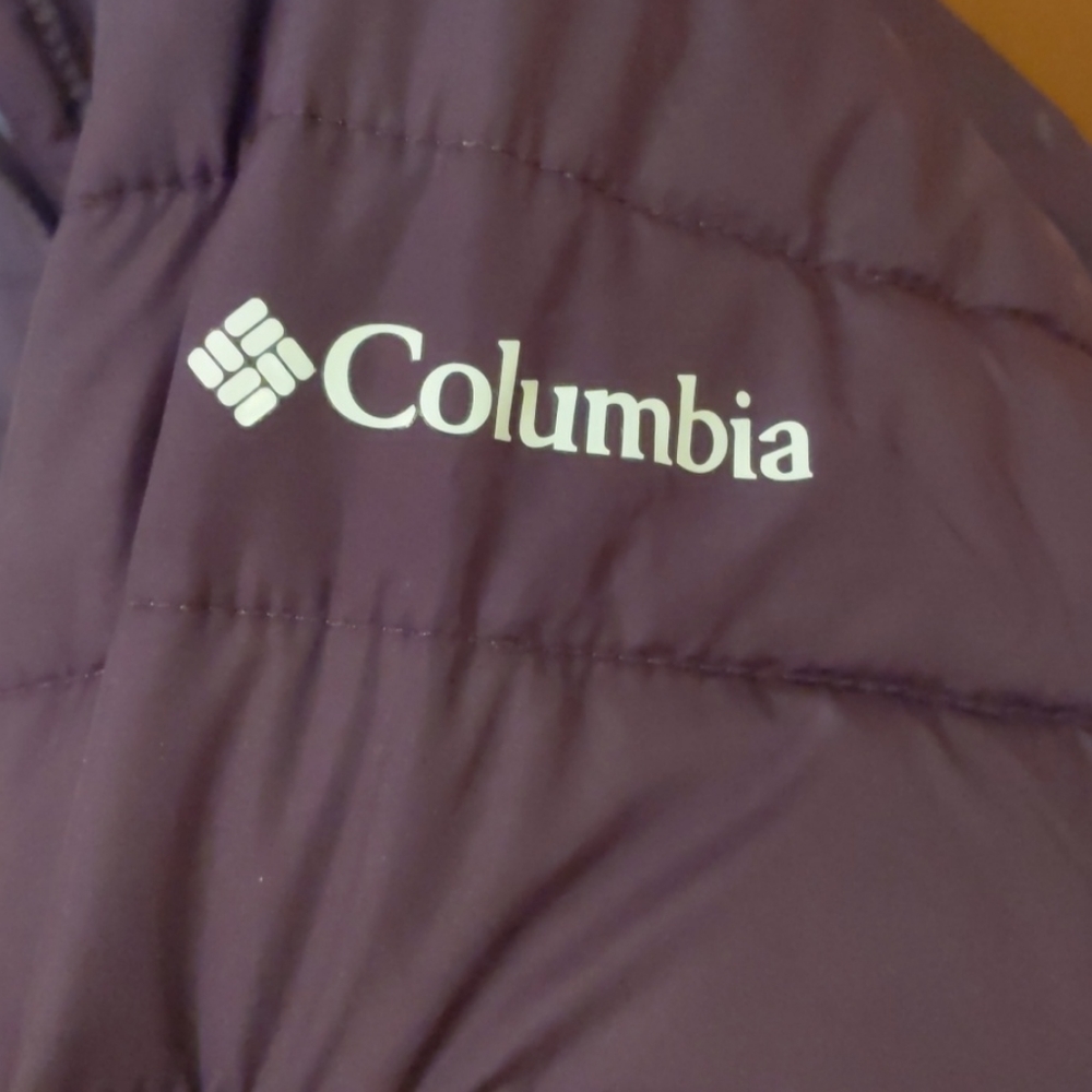 Columbia mid length winter jacket hooded purple M